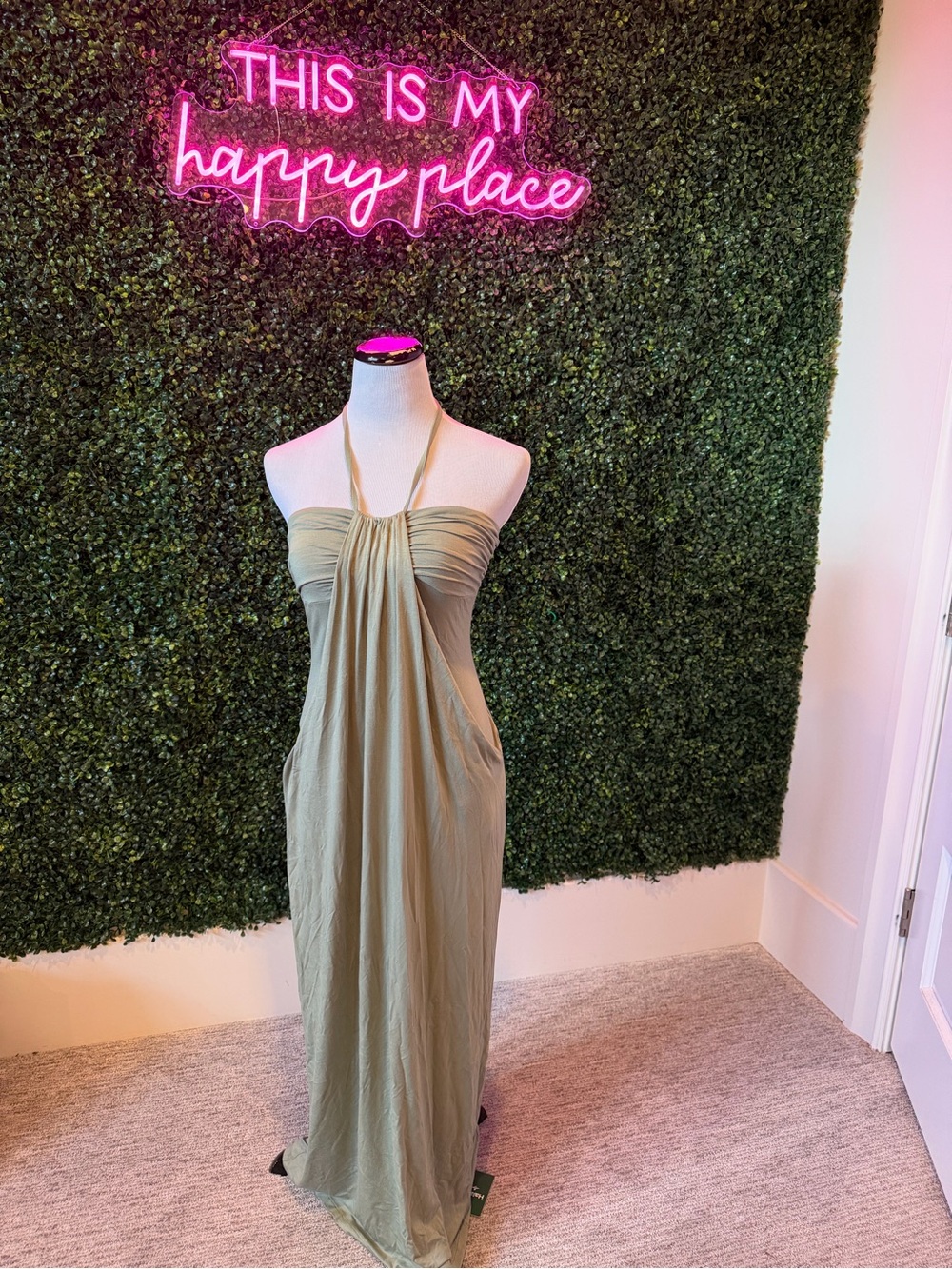 NWT Halara Maxi Dress with pockets - Picture 4 of 6